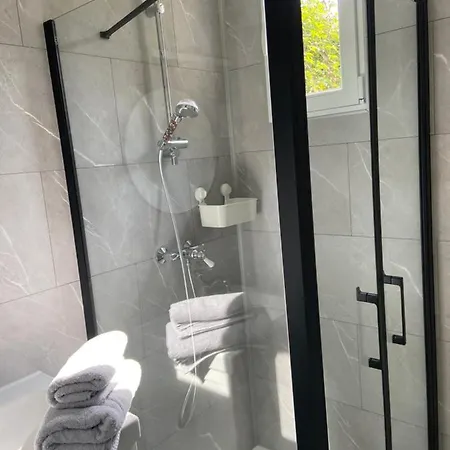 La Hallette Au Coeur Du Vignoble Champenois, Classe 2 Etoiles Дом отдыха *