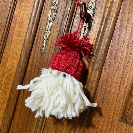 La Hallette Au Coeur Du Vignoble Champenois, Classe 2 Etoiles * Chouilly