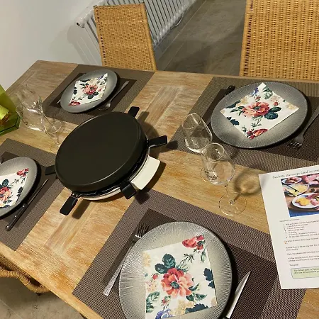 La Hallette Au Coeur Du Vignoble Champenois, Classe 2 Etoiles *